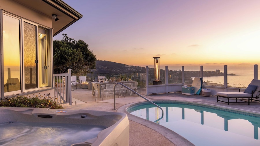Vista by Avantstay Stunning Estate w/ Views of the Pacific Ocean Pool & Spa