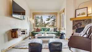 Apartment (2 Bedrooms) | Interior - Ski-in/ski-out Access to Northstar Resort, Near Truckee Sierra by Avantstay (Truckee)
