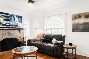 Smart TV, fireplace, computer monitors
