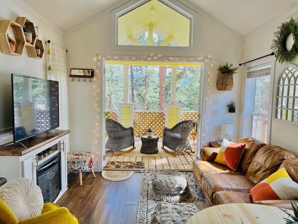 TV connectée, cheminée