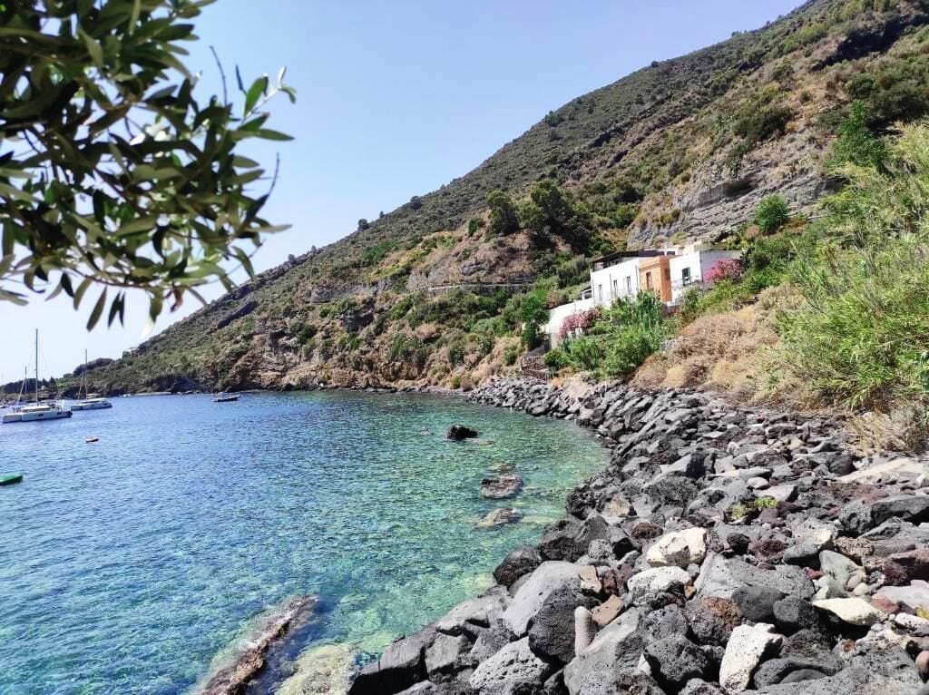 House on the sea in the Aeolian Islands, with terrace and solarium