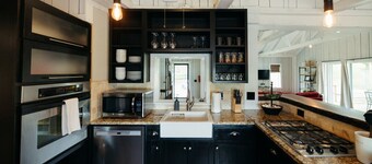 The Clubhouse · Horse Farm with a lake view : The Clubhouse