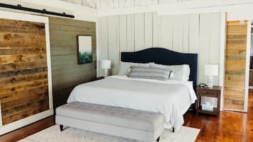 1 bedroom, desk, iron/ironing board, travel crib