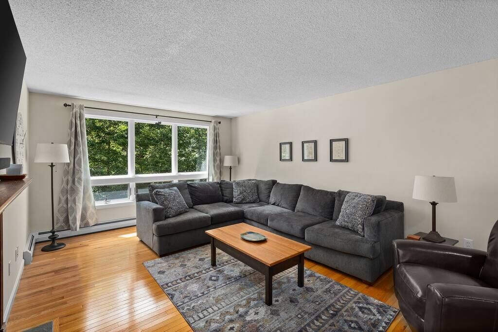 Timber Creek Retreat w/ Free Shuttle & Fireplace!