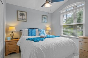 6 chambres, fer et planche à repasser, lit de bébé portatif, Wi-Fi