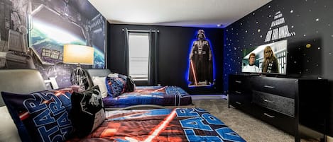 9 bedrooms, travel cot, free WiFi, bed sheets