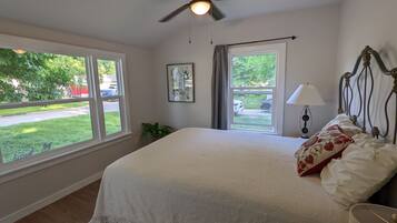 2 chambres, bureau, Wi-Fi, draps fournis