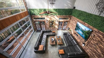 TV, stereo, offices