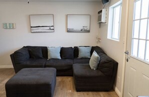 TV, stereoanlegg og kontorer