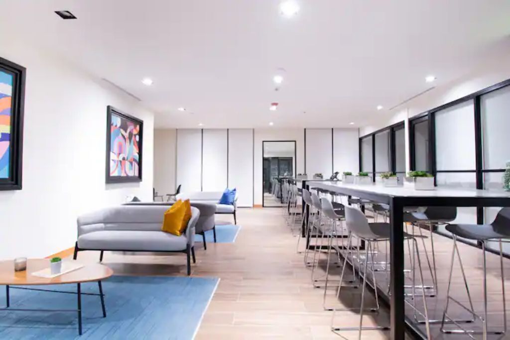 Executive Suite in Arboleda, San Pedro