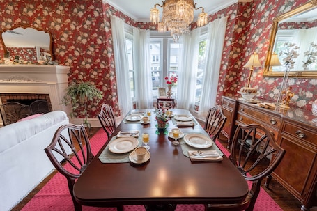 Dining room