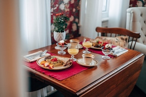Free daily full breakfast - The Bella Victoria- Adult Only (Jim Thorpe)