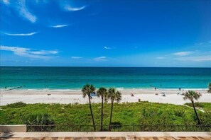 Photo non classée, 2 sur 30, bouton