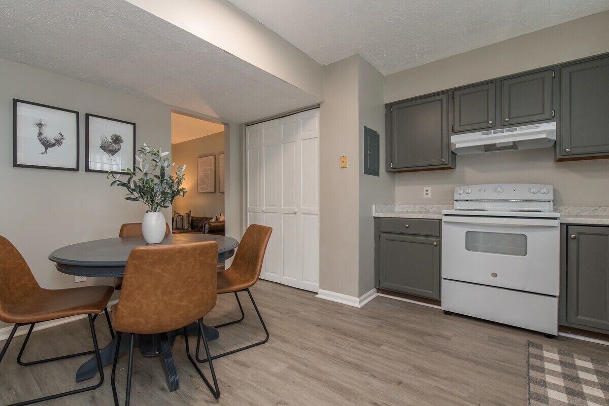 Arlington's Oasis is a Charming Townhuse located in Paris Kentucky