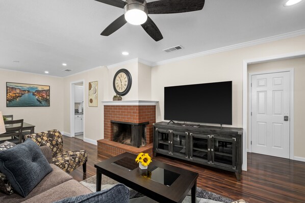 تلفزيون ذكي