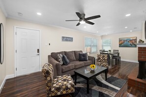 تلفزيون ذكي