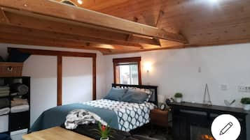 1 bedroom, iron/ironing board, travel crib, free WiFi