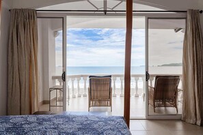 3 bedrooms, travel crib, free WiFi, bed sheets