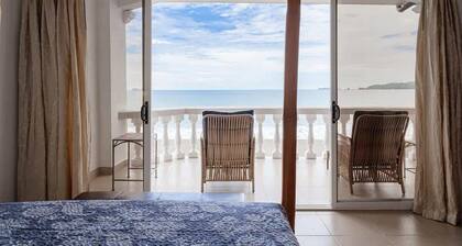 Sunset 303 - Ocean View 3 BR Condo