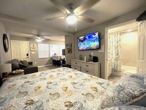 1 Schlafzimmer, Bügeleisen/Bügelbrett, kostenloses WLAN, Bettwäsche