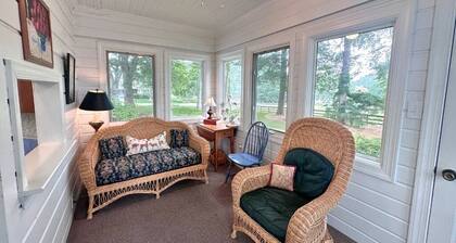 The Hunt House Bed & Breakfast: A traditional country home, away from home!