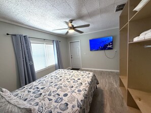 1 chambre, bureau, fer et planche à repasser, Wi-Fi gratuit