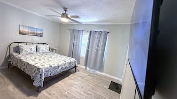 1 habitación, escritorio, tabla de planchar con plancha y wifi gratis