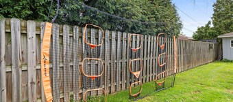 Lombardi's Lodge: 4BR Home 5min Walk to Lambeau