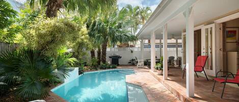 Outdoor pool, a heated pool