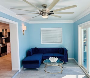 Free WiFi - Island Escape (Fort Myers Beach)