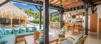 Villa Habibi - Three Bedroom Villa, Sleeps 8