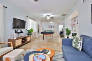 Smart TV, offices