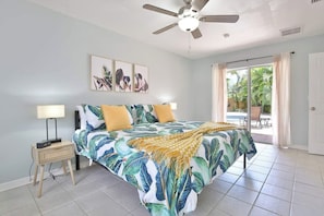 3 bedrooms, desk, iron/ironing board, travel crib