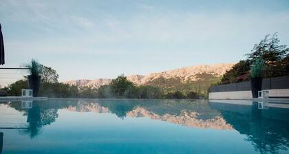 Luxury Villa Elite with heated pool, sauna, jacuzzi & gym