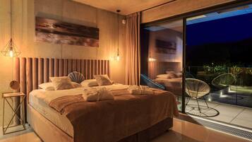 4 camere, ferro/asse da stiro, Wi-Fi gratuito, lenzuola