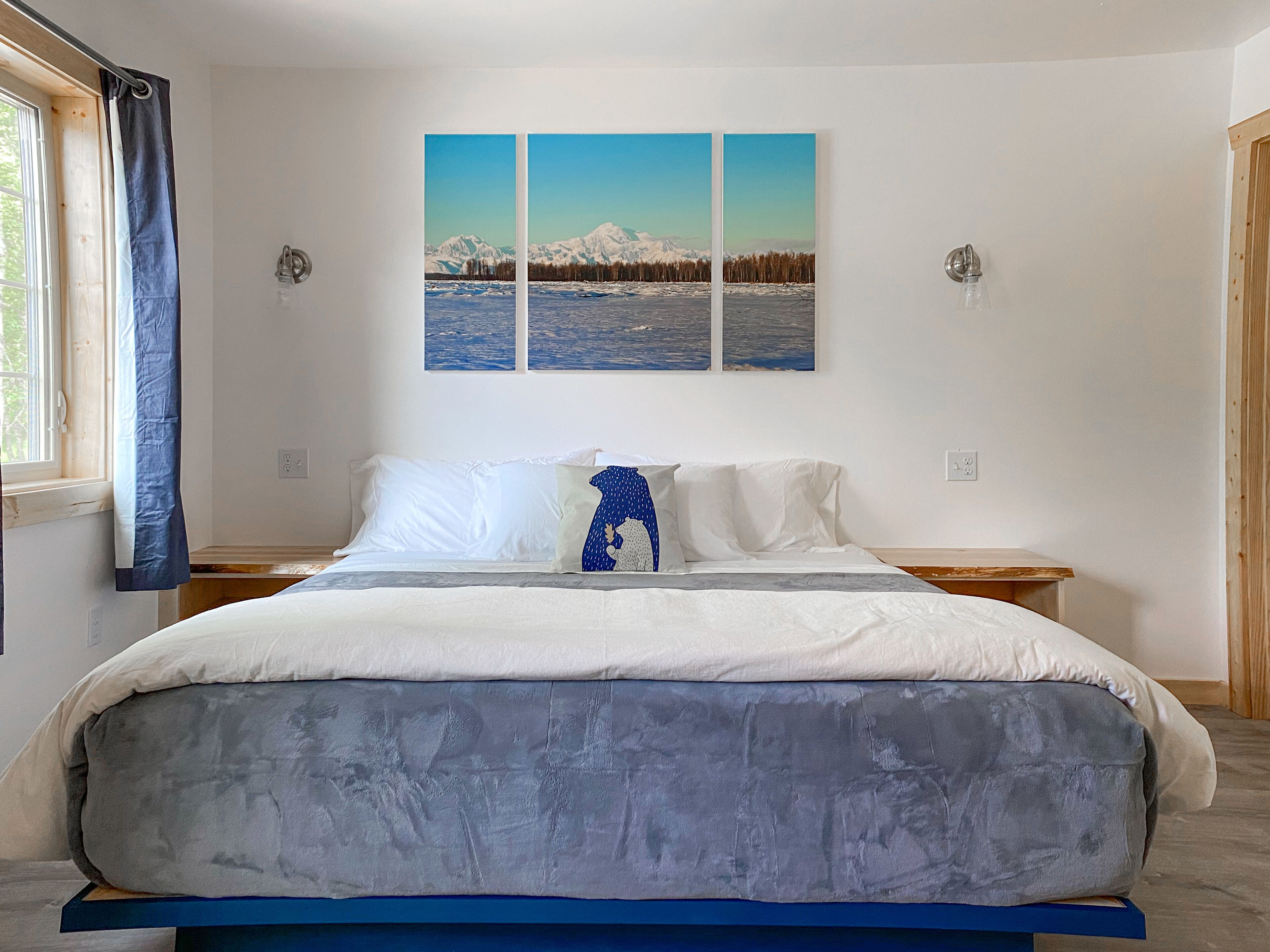 Talkeetna Wilderness Lodge - Luxury King Cabin 9