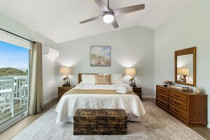 3 bedrooms, iron/ironing board, free WiFi, bed sheets - Coastal Joy- Dog-Friendly 3BR · Gulf Views · Pool & Beach Access (Port St. Joe)