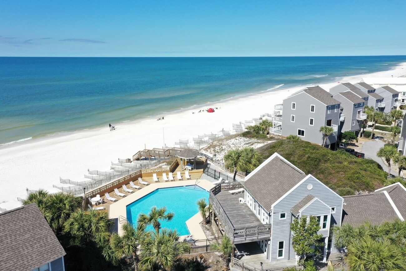 Beach nearby, sun loungers