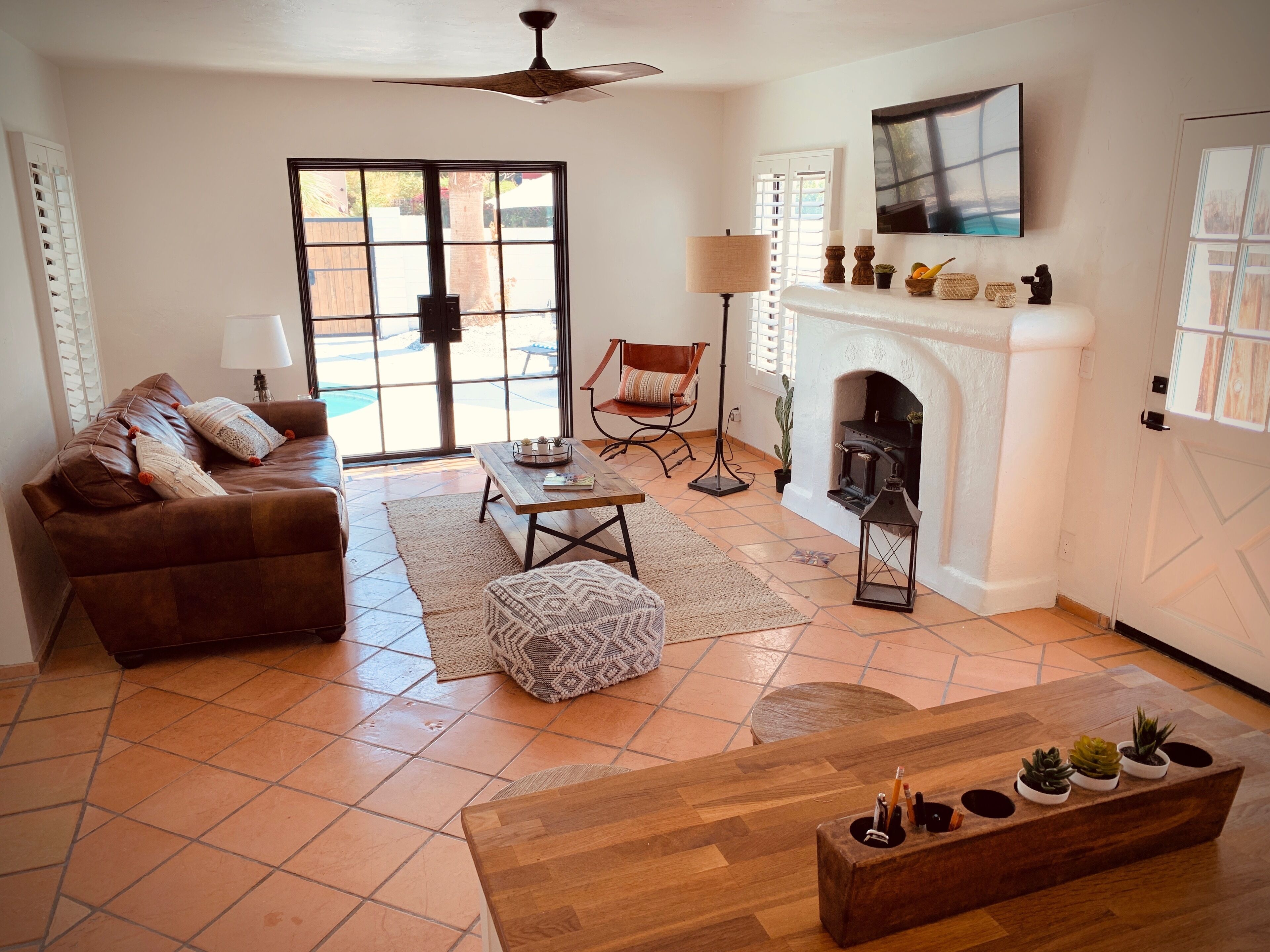 Casita deOliva built 1939 Pool Home 3 BR + 2 BA fully walled in the Cove #259354