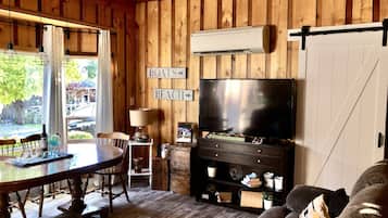 智能电视、书、打印机