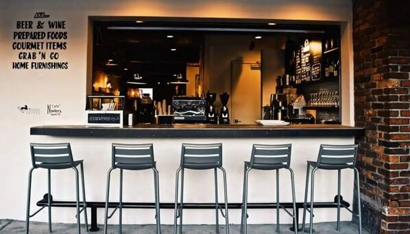 Bar (en la propiedad)