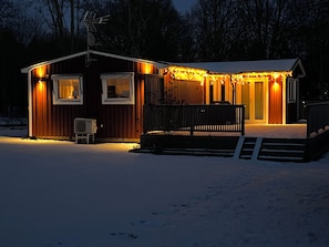 Exterior - Wonderful house with new kitchen in beautiful nature and close to activities (Skåne län)