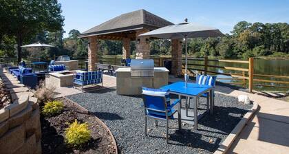 Total Relaxation and Tranquility - Perfect space for family or work .