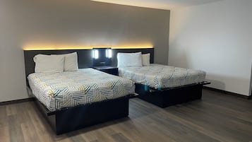 Blackout drapes, free WiFi, bed sheets