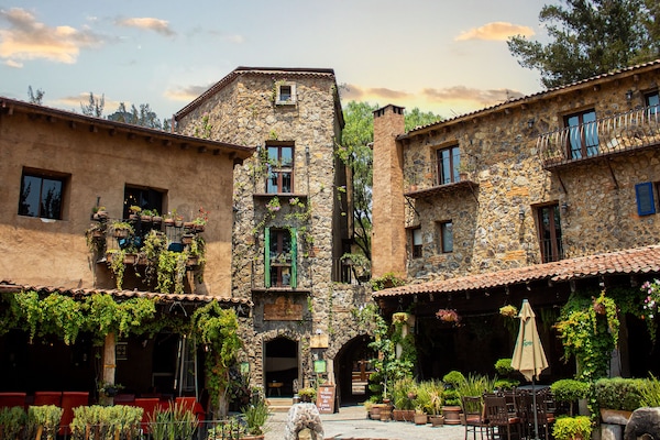 Apartment | Exterior