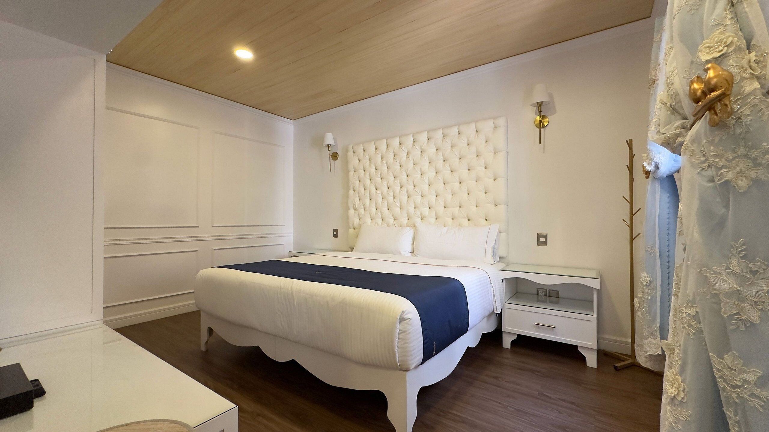 Apartment | Individually decorated, individually furnished, free WiFi, bed sheets