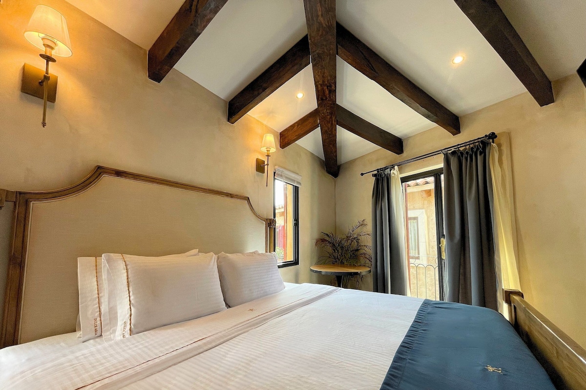 1 habitación, decoración personalizada y muebles diferentes