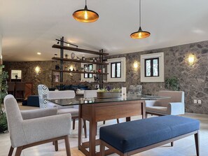 Comfort Loft | Dining - Pietro Santo (Santeagueda)