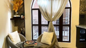 Loft conforto | Área de estar | Smart TV 40 polegadas com canais digitais, TV