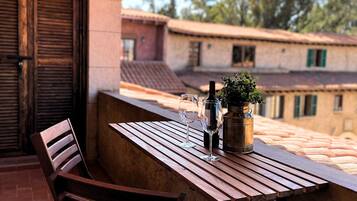 Apartment | Speisen im Freien